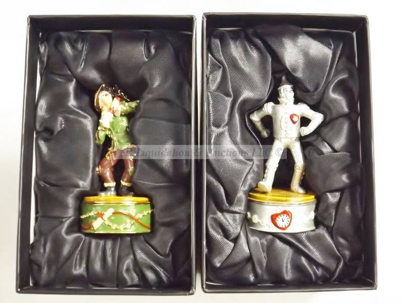 lot 79 image: jeweled boxes