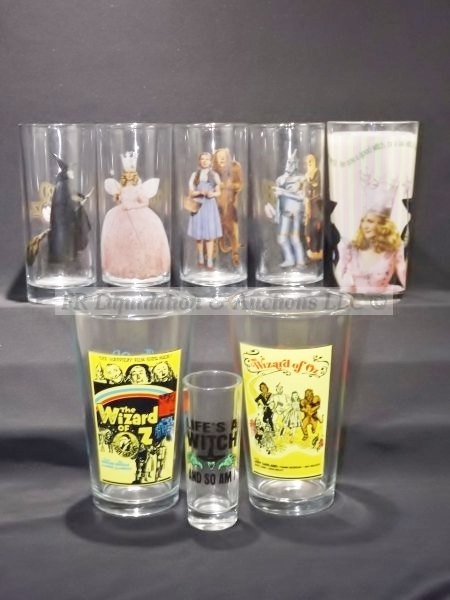 lot 84 image: Oz Glassware
