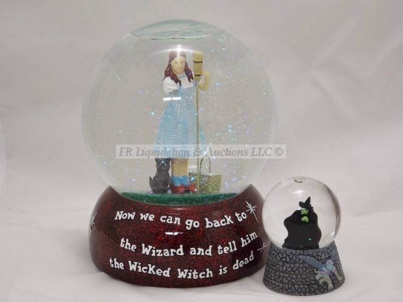 lot 121 image: Oz Music box snow globe
