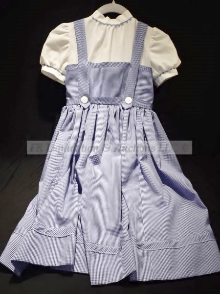 lot 162 image: Dorothys dress