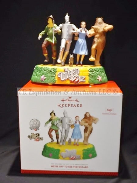 lot 164 image: Hallmark keepsake