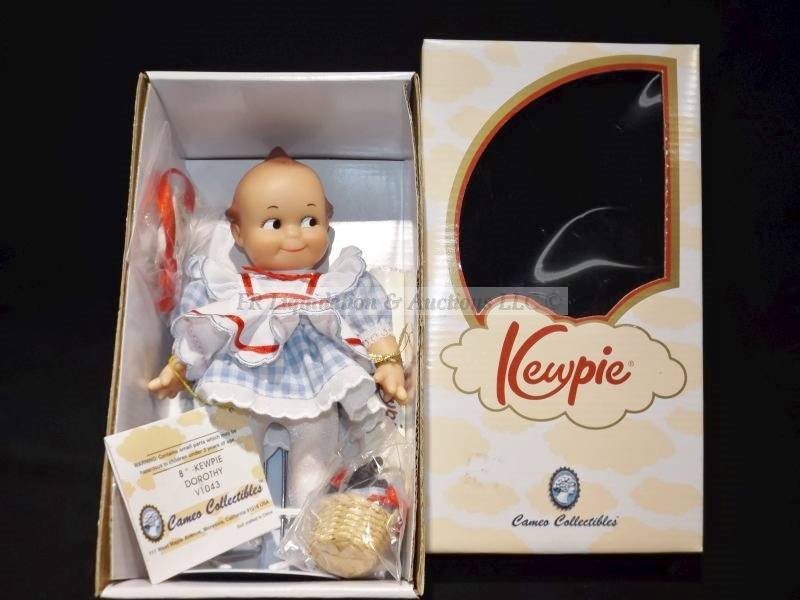 lot 167 image: Oz Kewpie doll