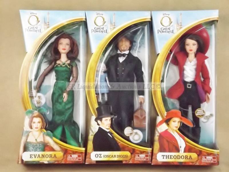 lot 185 image: Disney Oz the great and powerful dolls