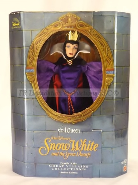 lot 232 image: Disney great villains collection