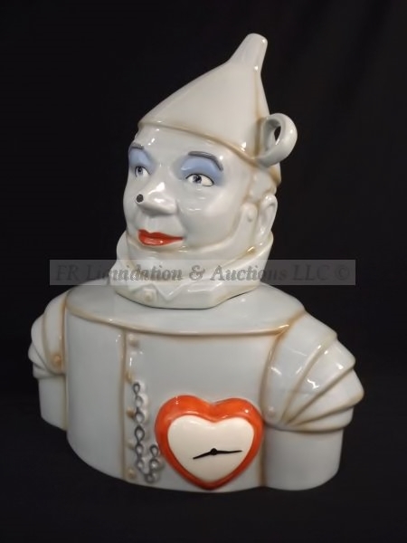 lot 236 image: Star Jars limited edition cookie jar