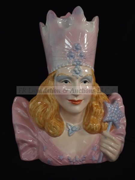 lot 237 image: Star Jars limited edition cookie jar