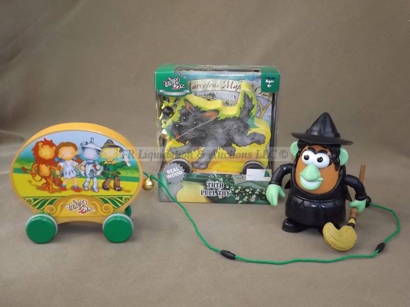 lot 252 image: Mrs. Oz potato head