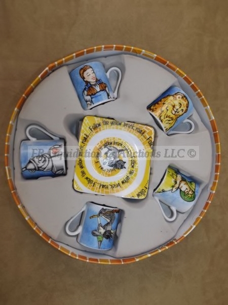 lot 270 image: Oz tea party set