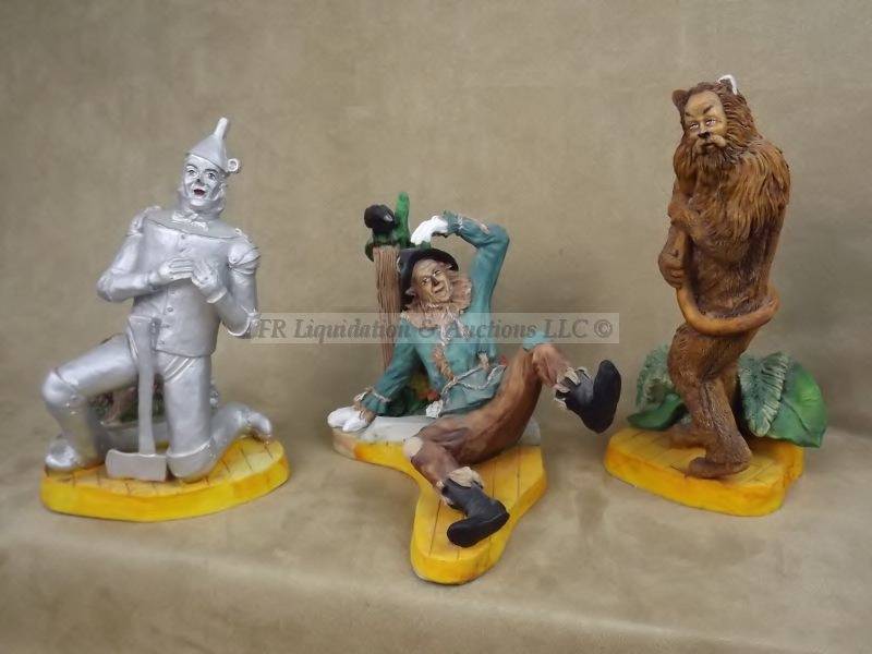 lot 276 image: Dave Grossman creations Oz figurines