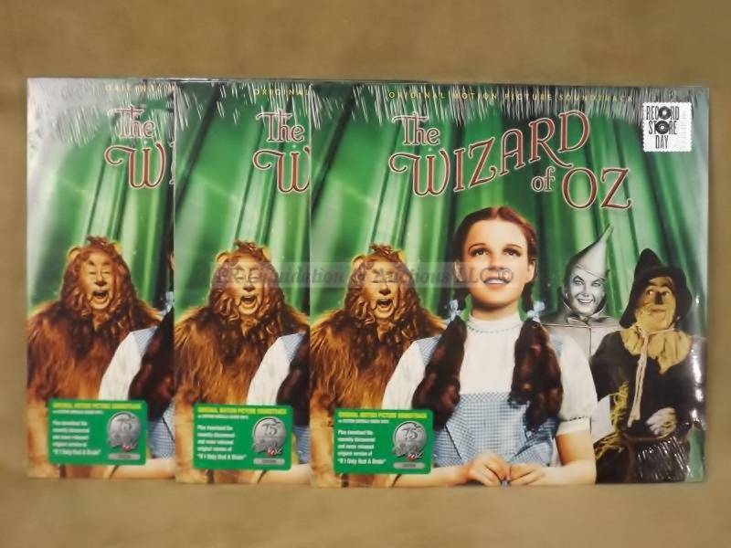 lot 287 image: Oz movie soundtrack LP record