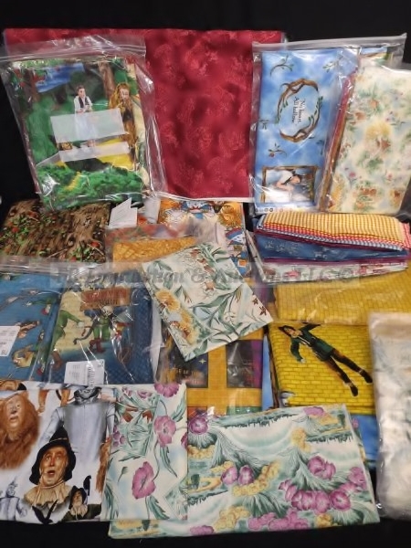 lot 311 image: Oz fabric