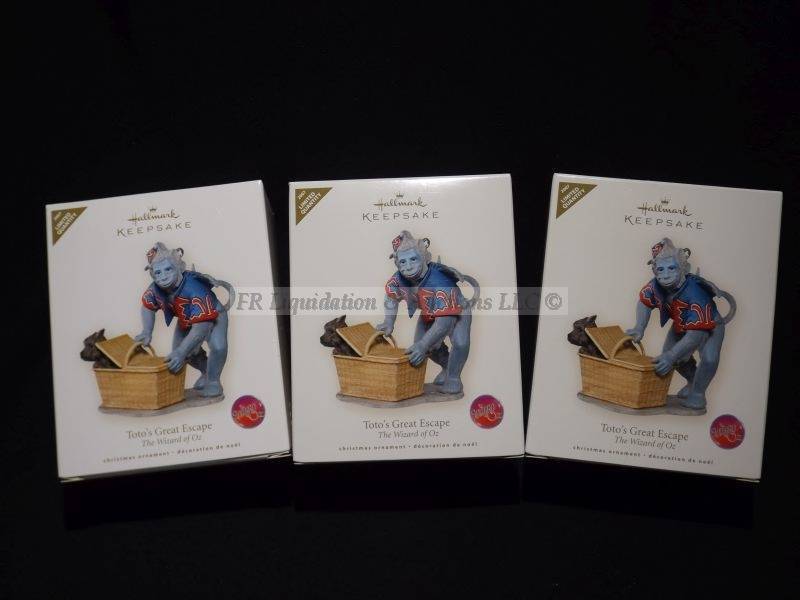 lot 342 image: Hallmark keepsake Oz ornaments