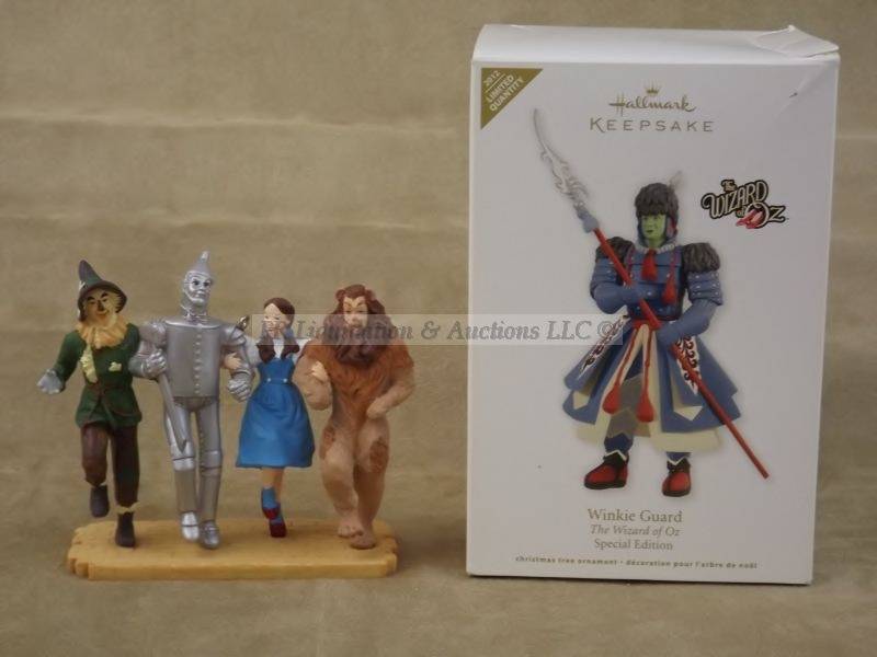 lot 349 image: Hallmark keepsake Oz ornaments