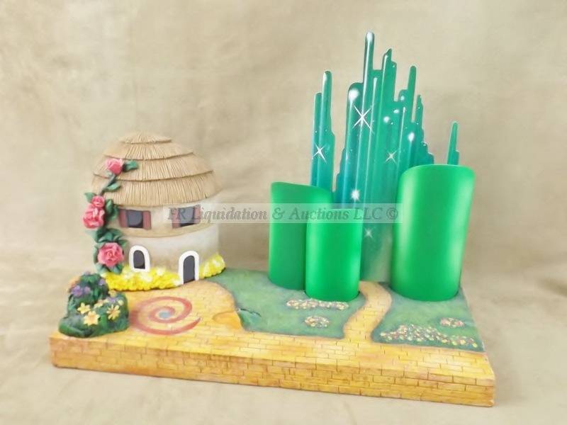 lot 387 image: Madame Alexander Oz display scene