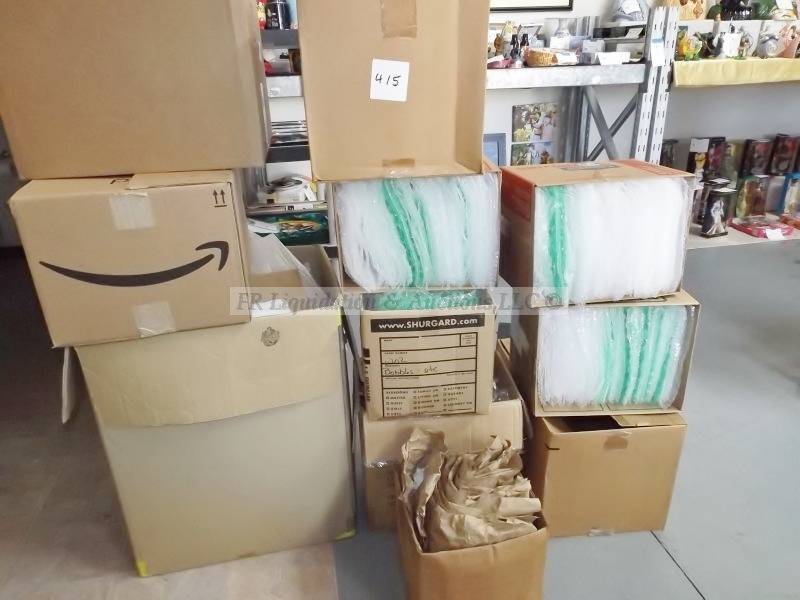 lot 415 image: Packing supplies