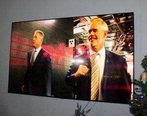 lot 1 image: Samsung SUHD 85 TV, model QN85Q80AAFXZA