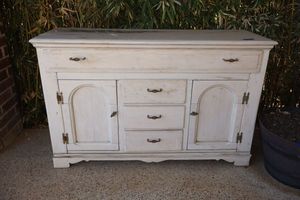 lot 159 image: Outdoor storage cabinet