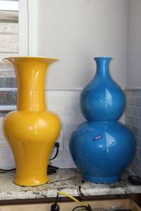 lot 52 image: 24 glass vases in blue and yellow