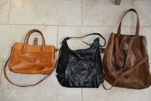 lot 113 image: Leather purses Dooney and Bourke, Hobo, and Lucky Brand