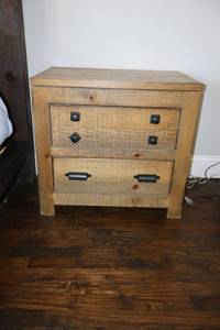lot 98 image: Bedroom side table - 26x17x25 (matches 99, 100, and 102)