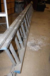lot 275 image: Werner 24 extension ladder