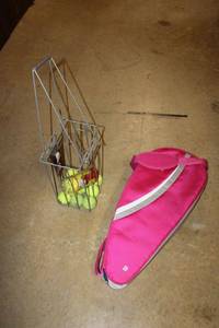 lot 288 image: Tennis rackets and ball caddy