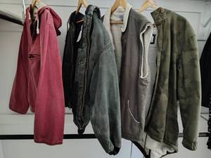 lot 328 image: Added last minute.... mens jackets and coats