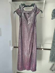 lot 319 image: Added last minute... Womens formal dress with side split