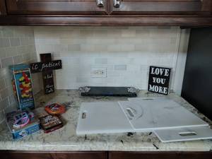 lot 331 image: Added last minute..... cutting boards, wood signs, and games