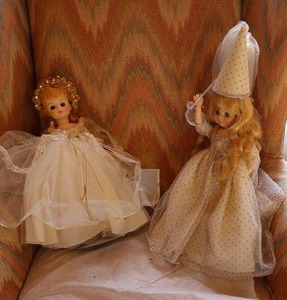 lot 22 image: Madame Alexander Dolls Cinderella and Fairy Godmother