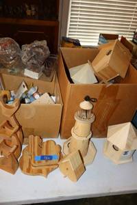 lot 182 image: Wood crafts and paint