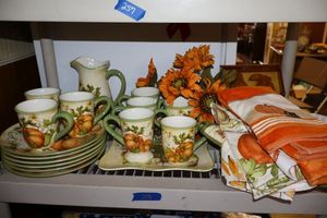 lot 258 image: Pumpkin pattern Pier 1 dish set