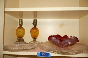 lot 237 image: Red glass bowl and candlewick or beaded glass edge pickle dish and matching lamps