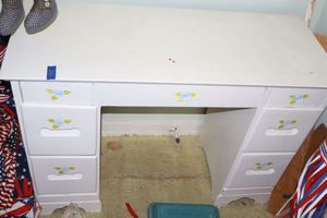 lot 282 image: White painted desk