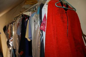 lot 265 image: Misc. clothes