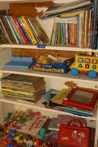 lot 274 image: Childrens books and toys