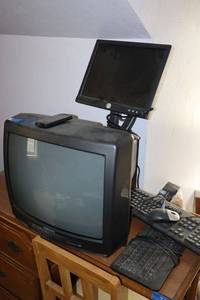 lot 324 image: Orion TV, keyboards and Dell monitor