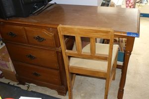 lot 323 image: Vintage wooden desk and chair