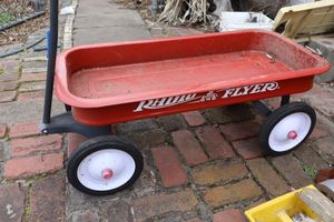 lot 355 image: Red Radio Flyer wagon