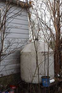 lot 358 image: Rainwater harvesting barrel (Very large-you will need equipment and help)