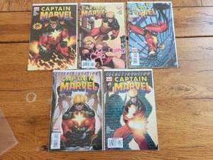 lot 41 image: Selection of vintage comics - Marvel - Captain Marvel