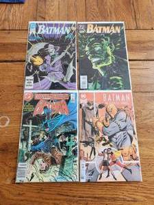lot 44 image: Selection of vintage comics - DC - selection of Batman - 1980s