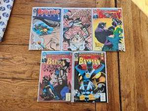 lot 91 image: Selection of vintage comics - DC - Batman