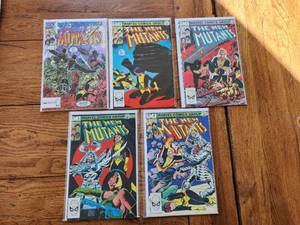 lot 105 image: Selection of vintage comics - Marvel - The New Mutants - 1970s
