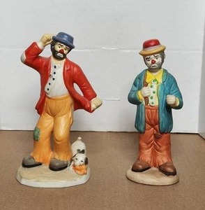 lot 53 image: Vintage Emmett Kelly Jr Flambro Porcelain Clown Figurine - Weary Willie - hand signed - Qty of 2