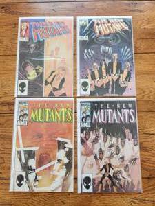 lot 99 image: Selection of vintage comics - Marvel - The New Mutants