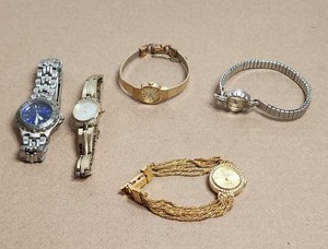 lot 69 image: Selection of watches - Fossil, Citizen Ecco Drive, Lucida, Pulsar, Bulova