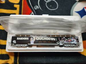lot 127 image: Hawthorne Village Oakland Raiders Touchdown Dome Car - 6 Tracks