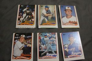 lot 38 image: Selection of 6 Error Cut Baseball Cards