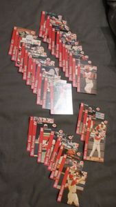 lot 39 image: Cincinnati Reds Team cards set.